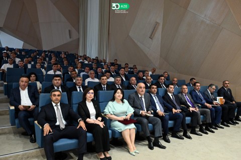 Farid Gayibov meets with the heads of sports departments and facilities - PHOTO
