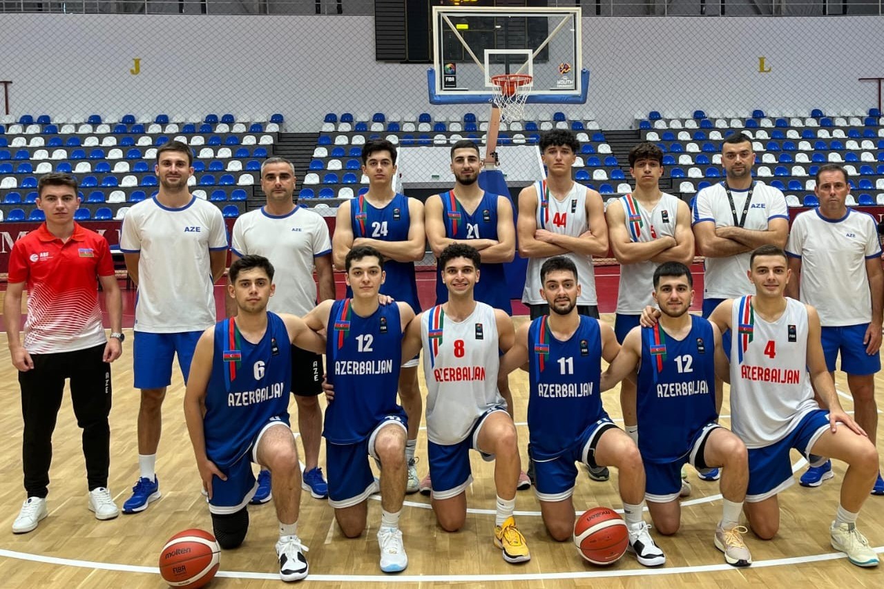 Azerbaijan basketball team face Portugal
