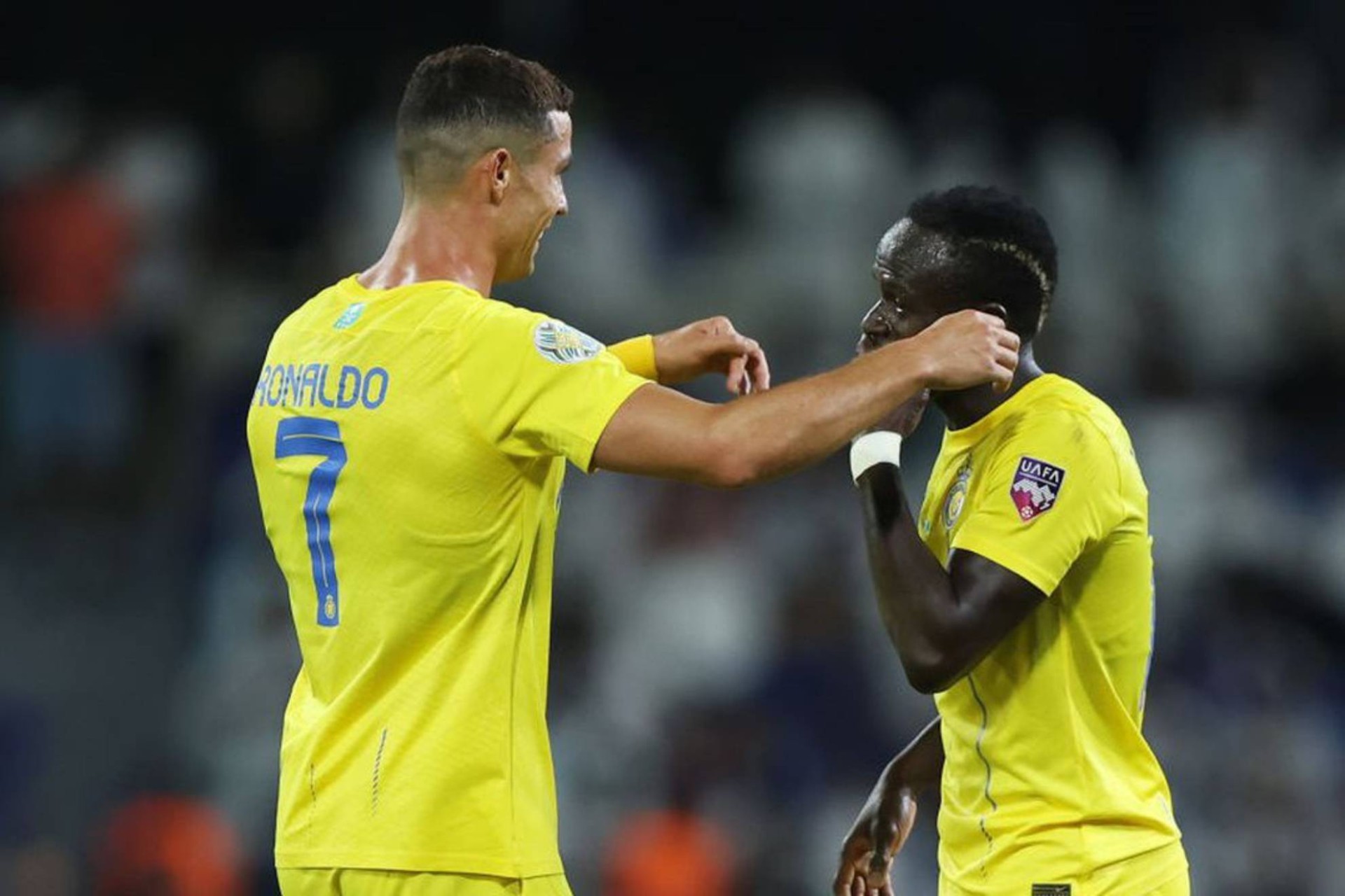 Mane Ronaldonun yanında qalacaq