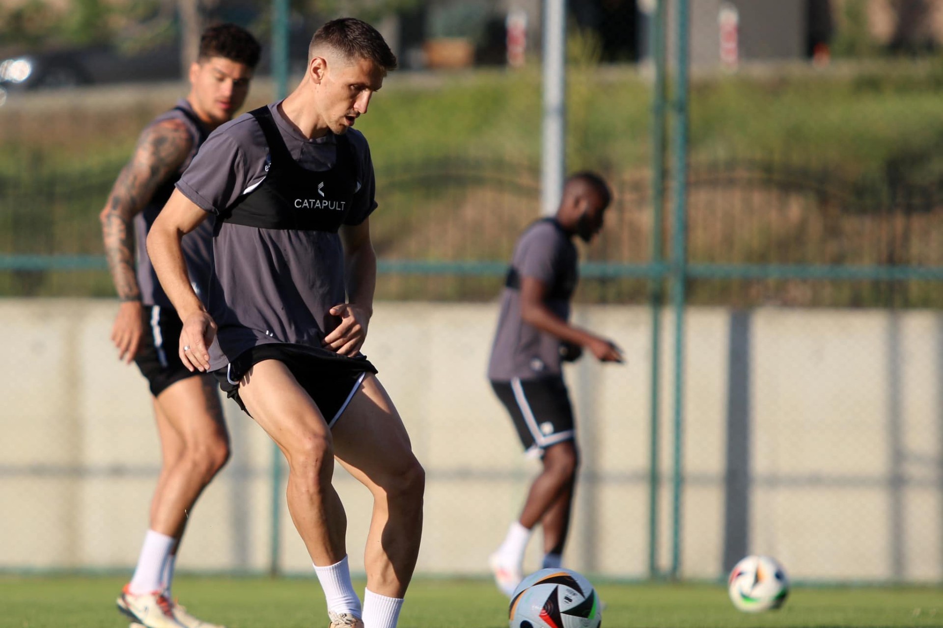 Первое испытание "Нефтчи"