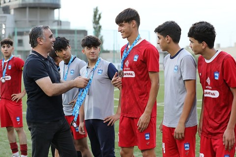 "Neftçi" çempion olub - FOTO