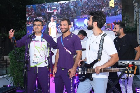 Azerbaijan Olympic House hosts meeting with athletes - PHOTO