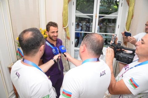 Azerbaijan Olympic House hosts meeting with athletes - PHOTO