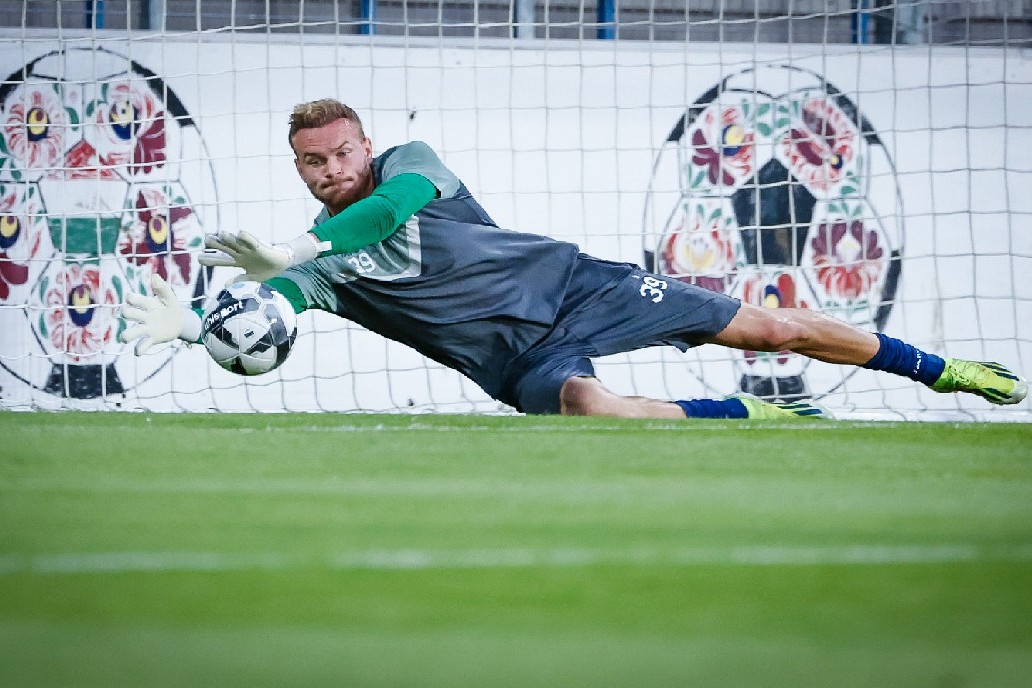 “Lüdoqorets”in qapıçısı: “Qarabağ"a qarşı şansımız olduğunu düşünürəm”