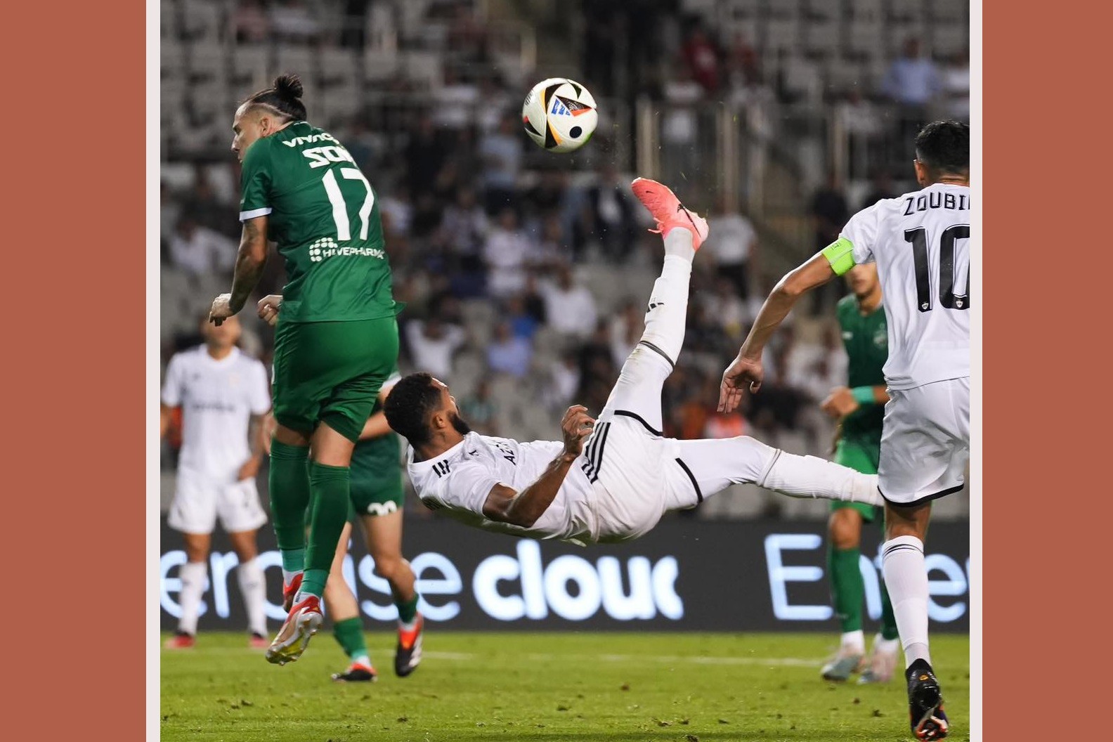 Juninho lays claim to top