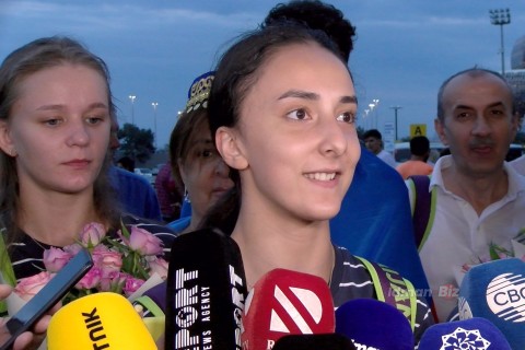 Азербайджанские олимпийцы, установившие рекорд в Париже, вернулись на родину - ВИДЕО - ФОТО
