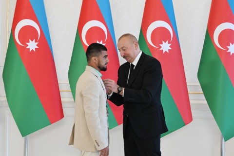 Prezident İlham Əliyev Paris-2024-də medal qazanmış Azərbaycan idmançılarını və onların məşqçilərini qəbul edib - FOTO - VİDEO