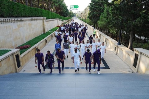 Париж-2024: Представители азербайджанского спорта посетили могилу Гейдара Алиева и Аллею шехидов - ФОТО