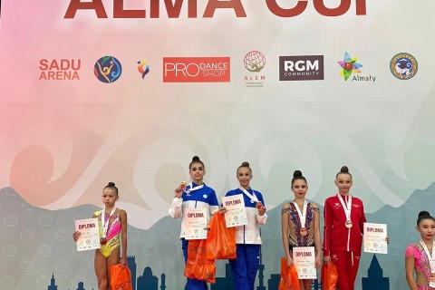 3 gold medals in Alma Cup - PHOTO