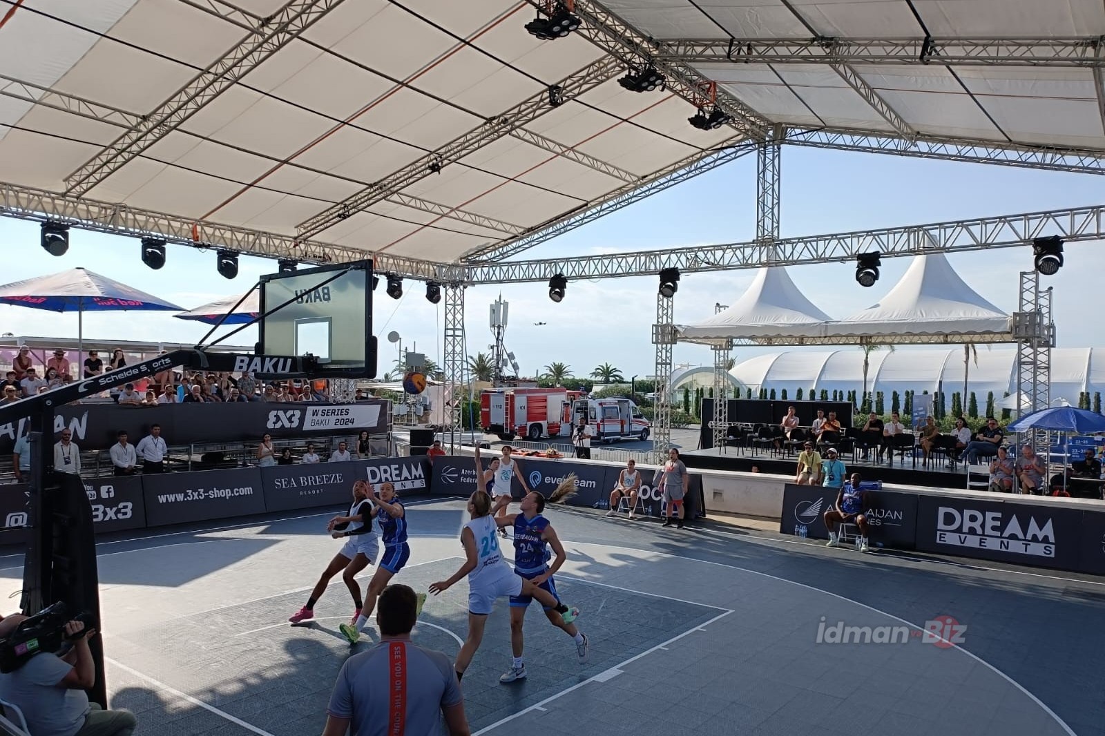 4 points to each person