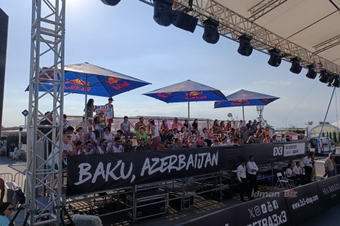 Azerbaijan loses to Düsseldorf ZOOS - PHOTO