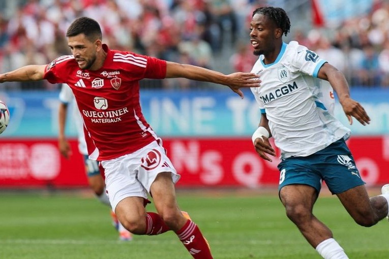 Marseille scored 5 goals against the opponent