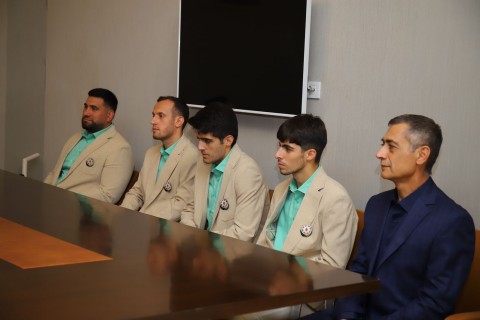 Paris-2024: Taekvondo Federasiyasında lisenziyaçılarla görüş - FOTO