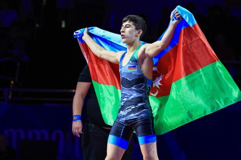 Двукратный чемпион мира: "Стараюсь брать с них пример"