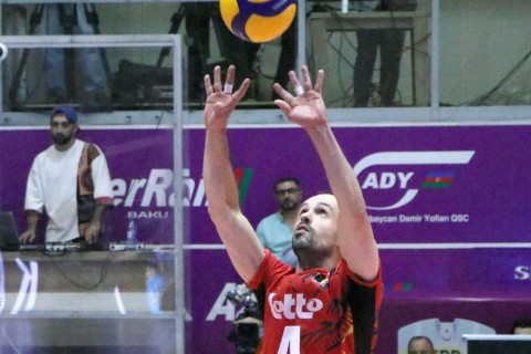 Millimiz Belçikaya uduzub - FOTO