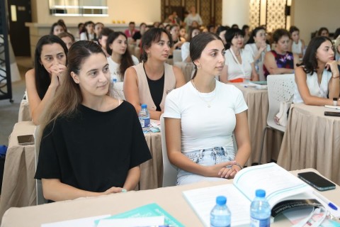 Глава Техкома по художественной гимнастике начала семинар в Баку - ФОТО