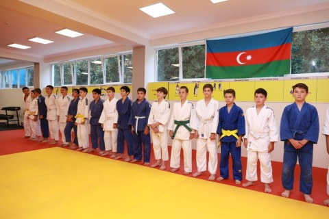 Four Olympic champions at the opening of a new judo center in Gusar - PHOTO