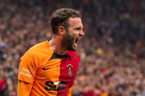 Keçmiş "Qalatasaray"lı Avstraliyada
