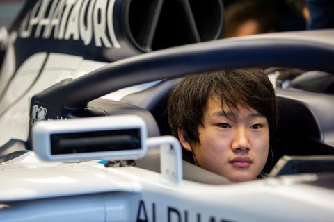 Yuki Tsunoda: "Bakıda sürəti daim dəyişməli olursan"