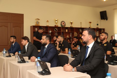 Farid Gayibov Meets with Champions League Winners, Birbasha Baku Team - PHOTO