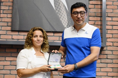 Fərid Qayıbov avqustda beynəlxalq yarışlarda ölkəmizi uğurla təmsil etmiş idmançılarla görüşüb - FOTO