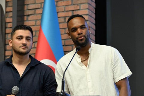 Fərid Qayıbov avqustda beynəlxalq yarışlarda ölkəmizi uğurla təmsil etmiş idmançılarla görüşüb - FOTO