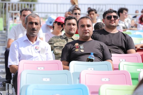 Honorary guests F1 - families of martyrs and veterans - PHOTO