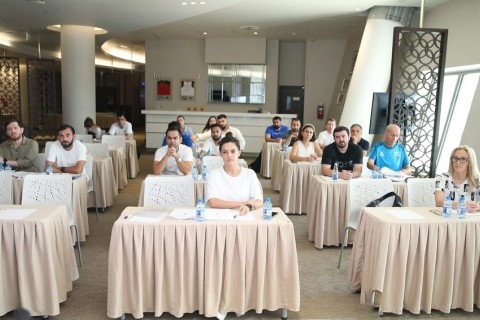 Batut üzrə 6 qat dünya çempionu məşqçi və hakimlərimizə seminar keçib - FOTO
