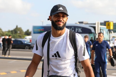 "Карабах" отправился в Англию - ФОТО