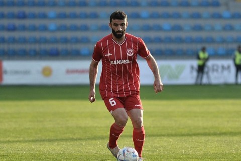 Abdullayev reaches 100