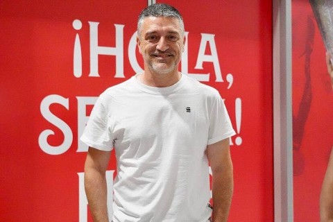 Sevilla announce new contract extension for Pimienta