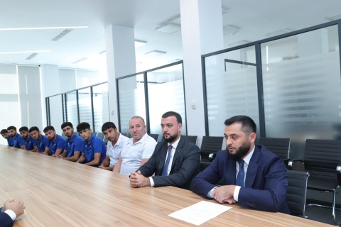 Orkhan Mammadov meets with U23 national team ahead of World Championship - PHOTO