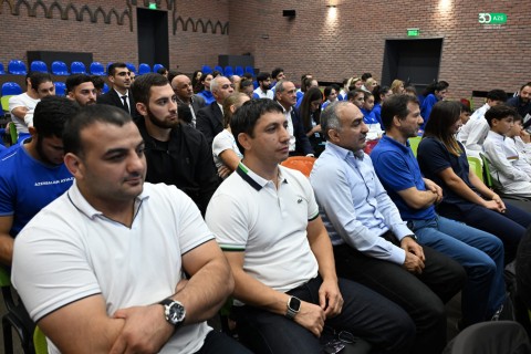 Farid Gayibov meets with Azerbaijan’s successful athletes - PHOTO
