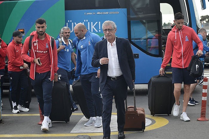 Azerbaijani team leave for Tallinn - PHOTO