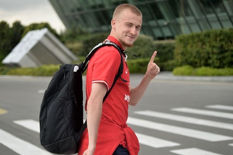 Azerbaijani team leave for Tallinn - PHOTO