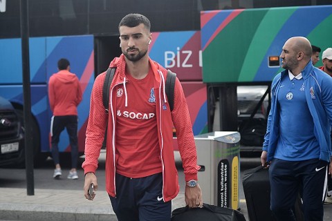 Azerbaijani team leave for Tallinn - PHOTO