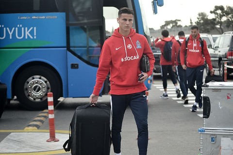 Azerbaijani team leave for Tallinn - PHOTO