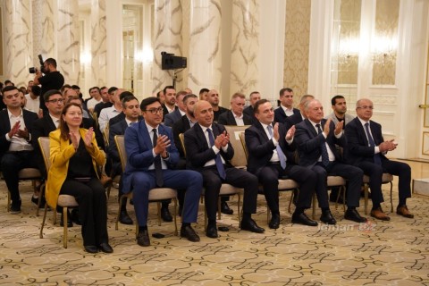Fərid Qayıbov: “Heç futbolumuzda 7 liqa yoxdur” - FOTO