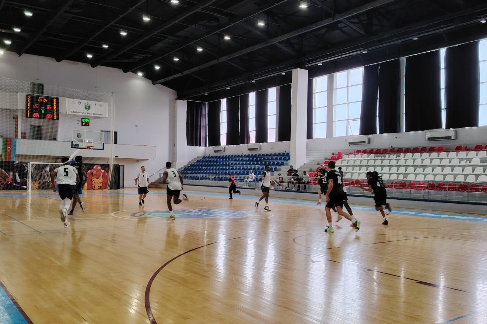 Neftchi drew in the inspection match