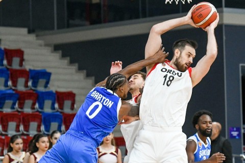 “Ordu”dan inamlı qələbə, “Sərhədçi”dən 9 xallıq fərq - FOTO