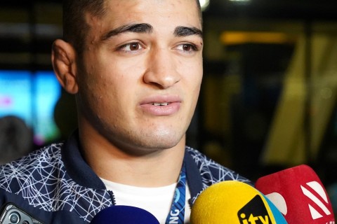 Dünya üçüncüsü olan millimiz Vətənə dönüb - FOTO