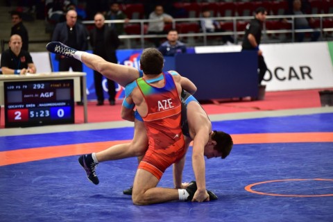 World Championship: Azerbaijani wrestler defeats Armenian opponent