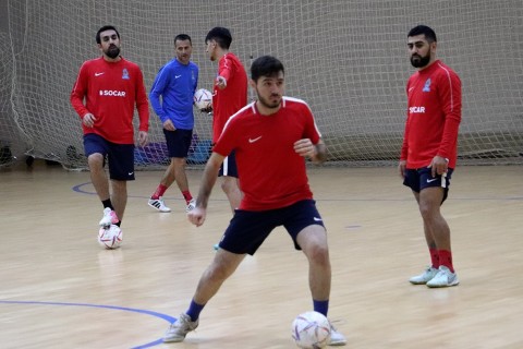 Millinin toplanışı başlayıb - FOTO
