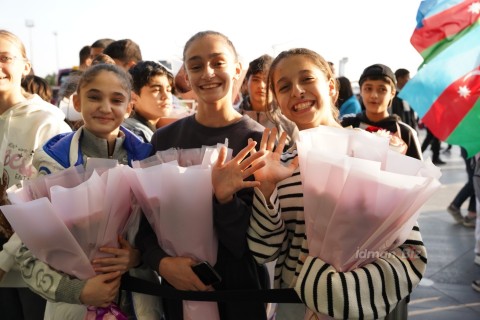 Gimnaziadada 77 medal qazanan Azərbaycan millisi Vətənə qayıdıb - FOTO