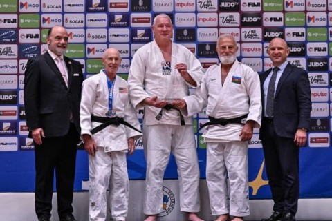Farhad Rajabli secureshis 12th World Championship title - PHOTO