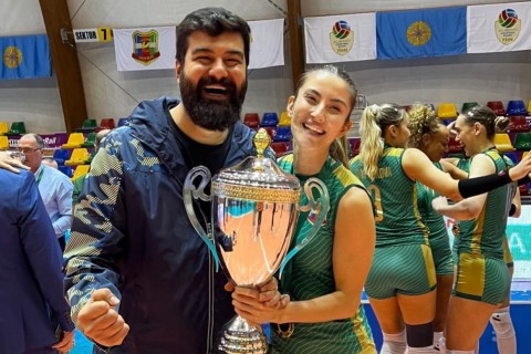 Turkish volleyball star Ecem Aknam sets sights on Azerbaijan Championship