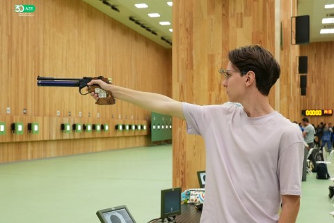 Сотрудники госучреждений соревновались в стрельбе - ФОТО