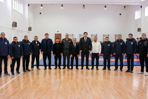 Güləş Federasiyası daha bir zalı inventarla təmin edib - FOTO