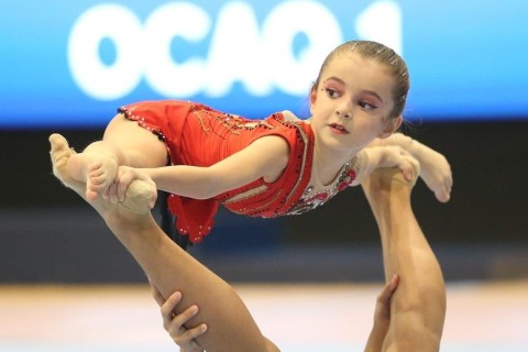 Красота акробатики на чемпионате страны - ФОТО