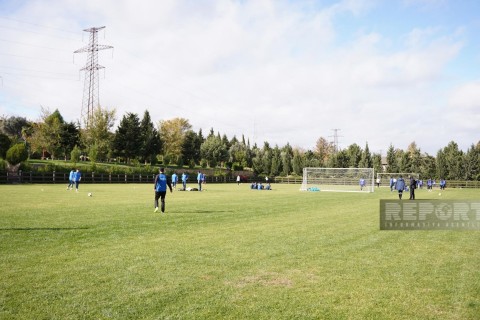 Ronaldinho met with young football players in Baku - PHOTO - VIDEO
